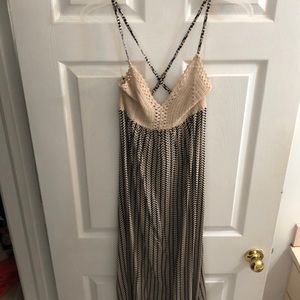 Women’s maxi dress size
